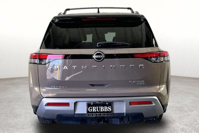 2024 Nissan Pathfinder Platinum
