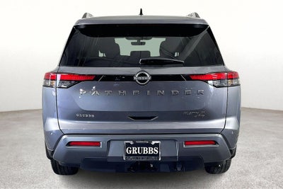 2026 Nissan Pathfinder Platinum