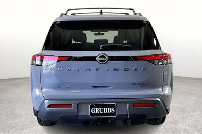 2026 Nissan Pathfinder Platinum