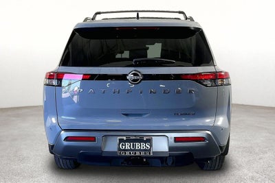 2026 Nissan Pathfinder Platinum