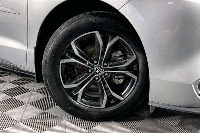 2025 Toyota Sienna Platinum 7 Passenger