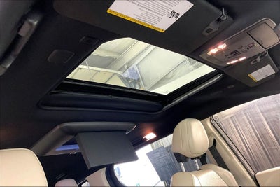 2025 Toyota Sienna Platinum 7 Passenger