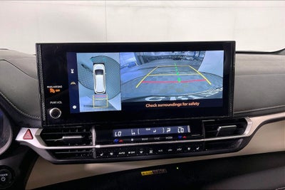 2025 Toyota Sienna Platinum 7 Passenger