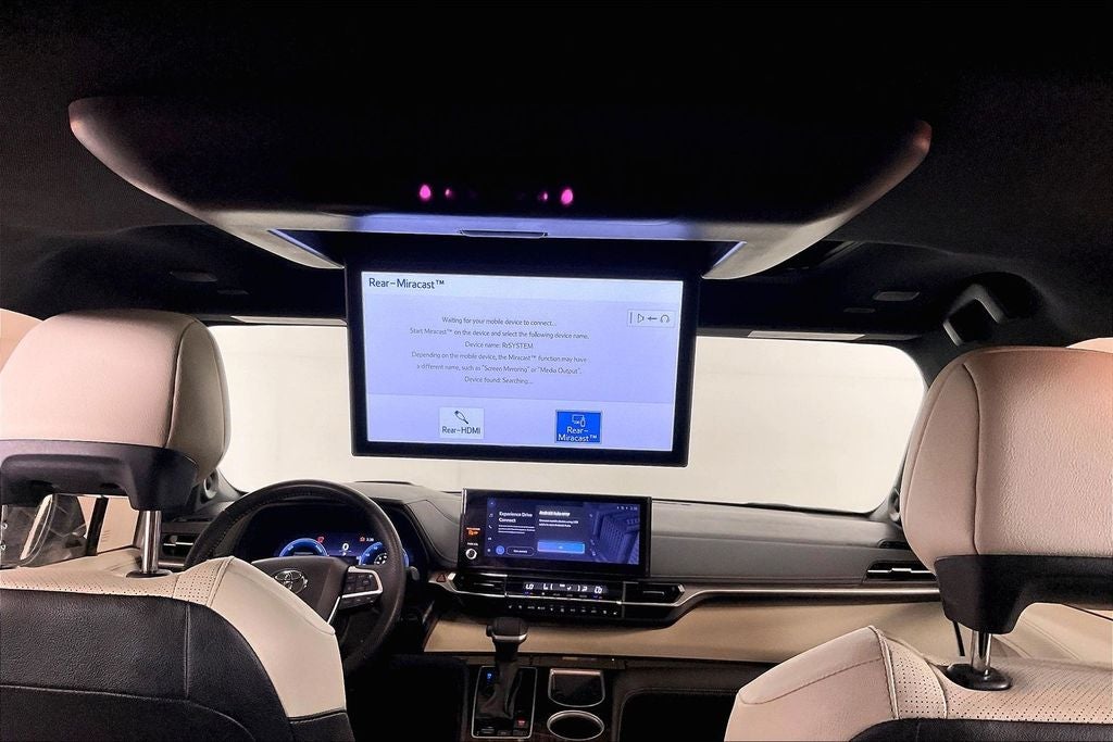 2025 Toyota Sienna Platinum 7 Passenger