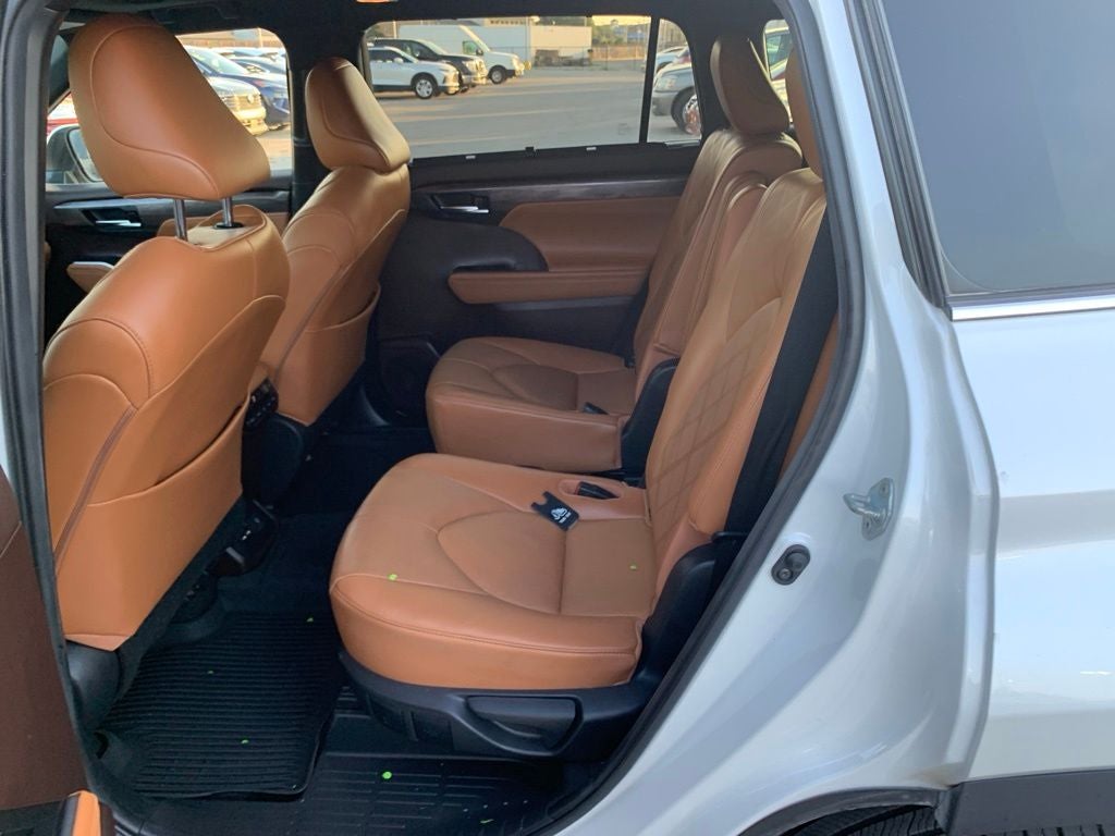 2020 Toyota Highlander Platinum