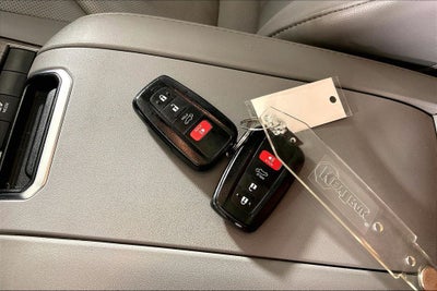 2021 Toyota Highlander Hybrid Limited