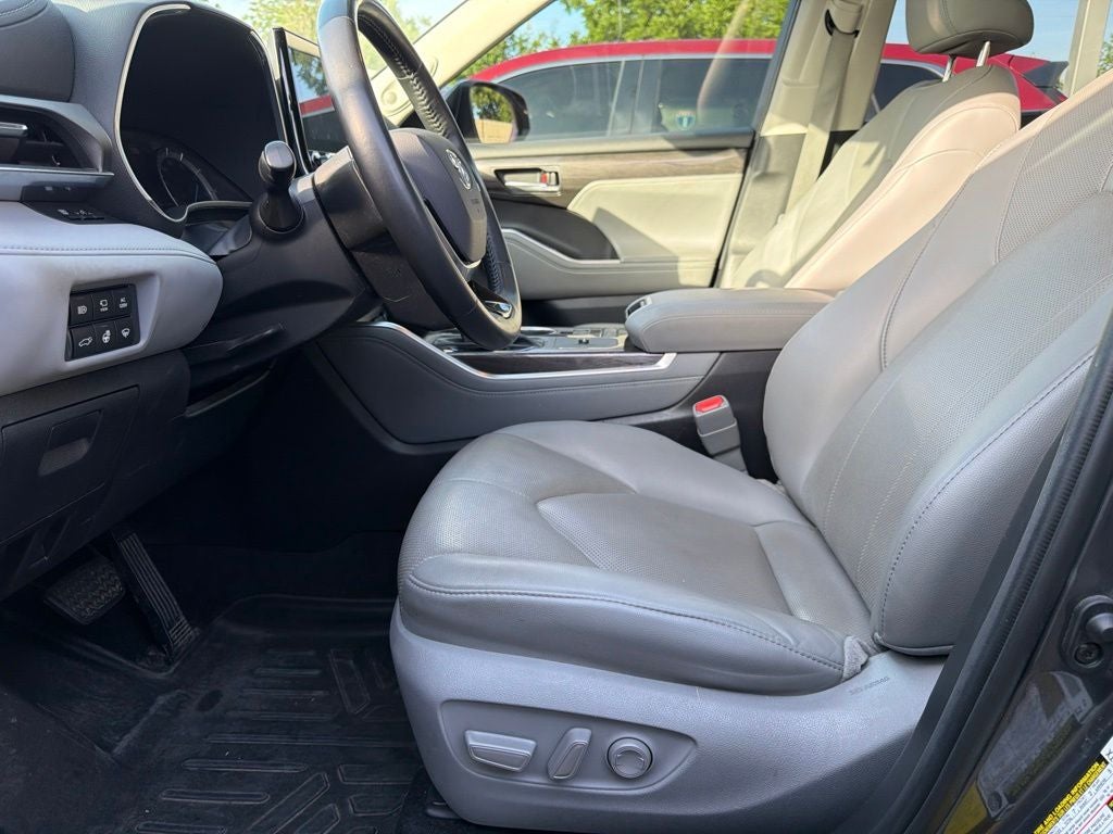 2021 Toyota Highlander Hybrid Limited