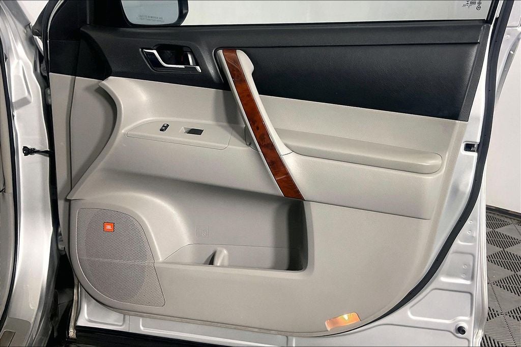 2011 Toyota Highlander Limited