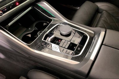 2025 BMW X6 xDrive40i