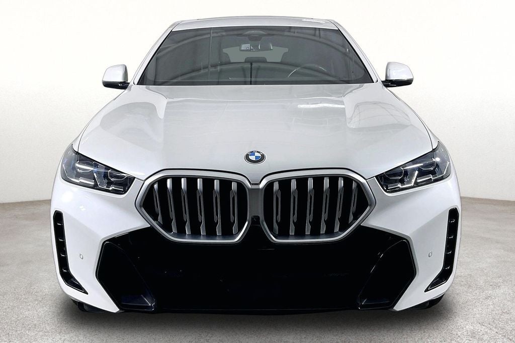 2025 BMW X6 xDrive40i