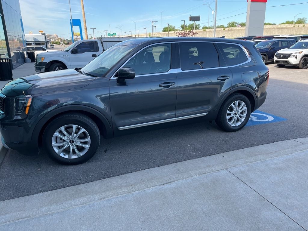 2022 Kia Telluride LX