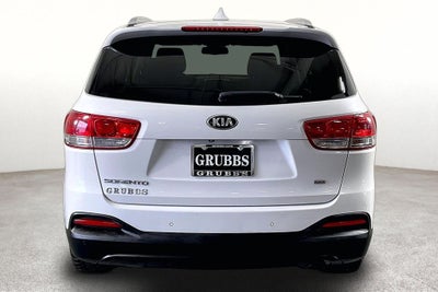 2016 Kia Sorento LX
