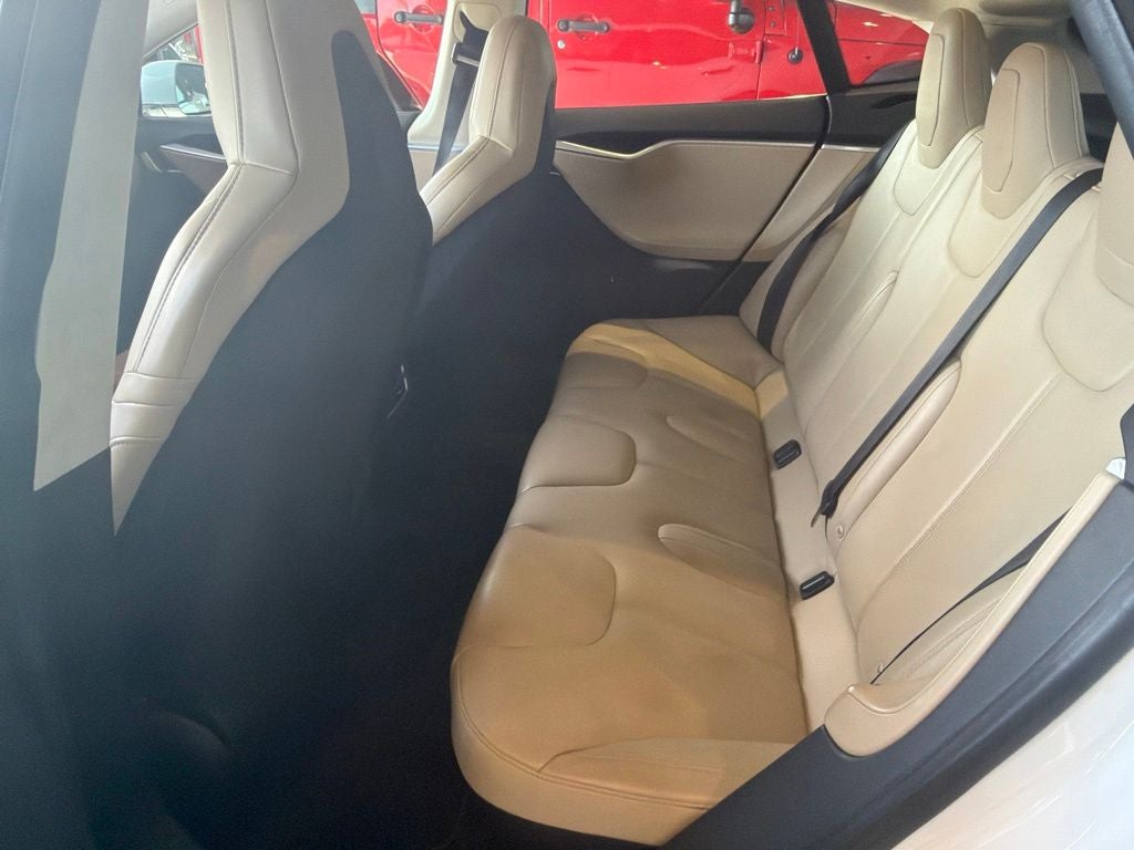2015 Tesla Model S 70D