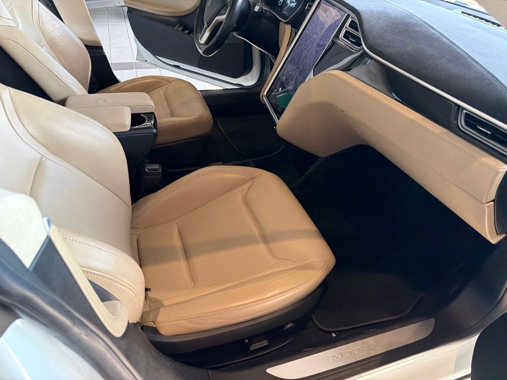 2015 Tesla Model S 70D