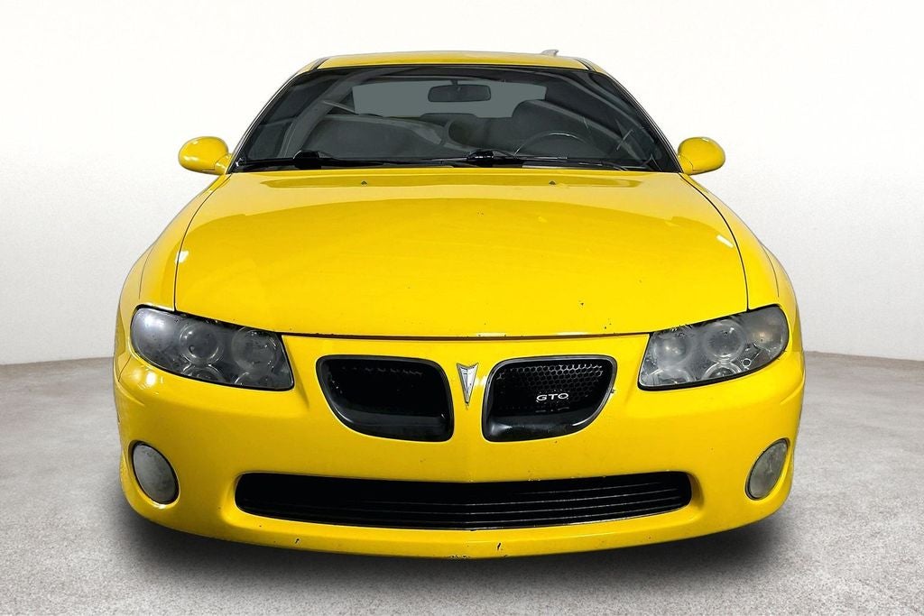2004 Pontiac GTO Base