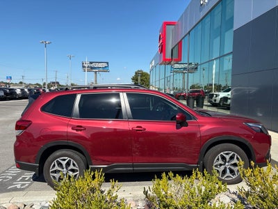 2024 Subaru Forester Premium