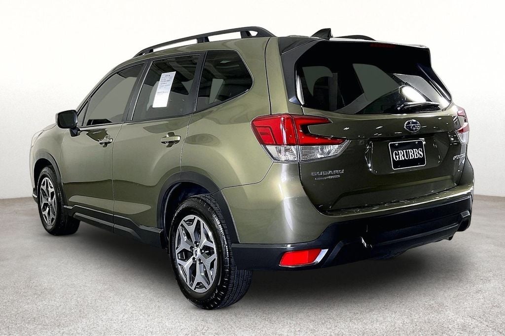 2024 Subaru Forester Premium