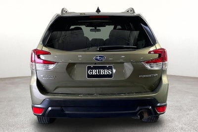 2024 Subaru Forester Premium