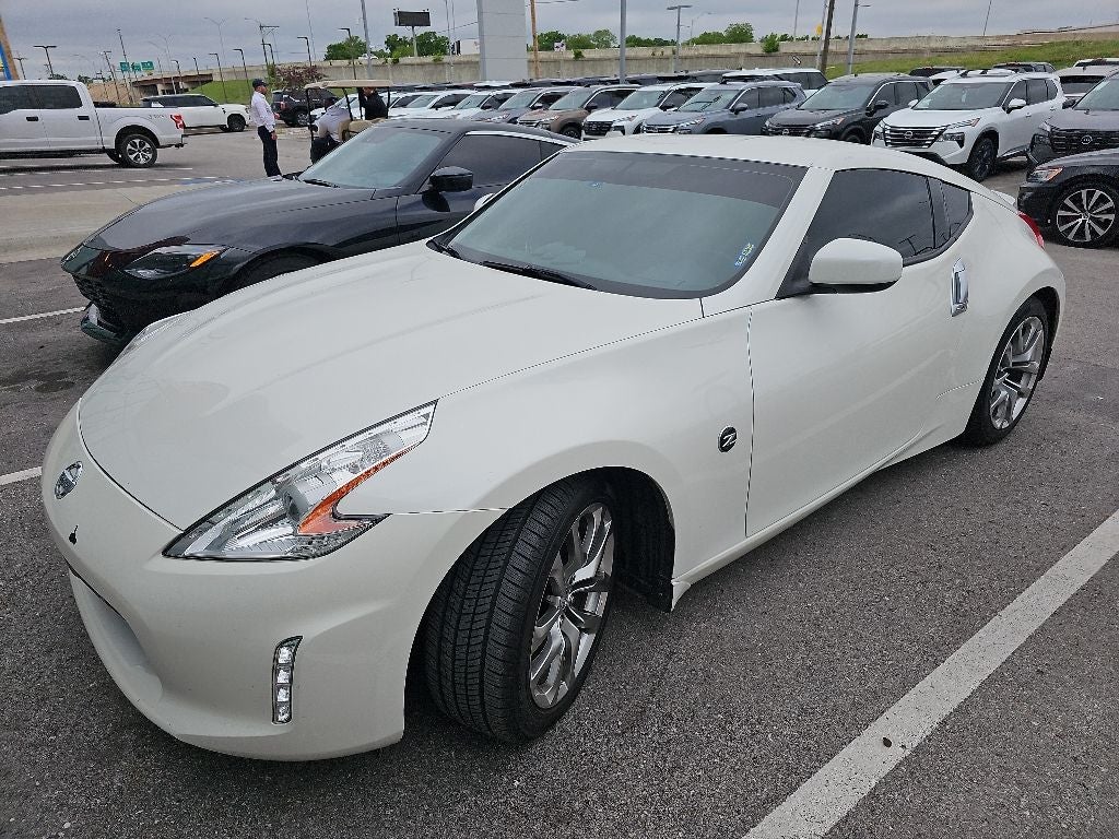 2014 Nissan 370Z Base