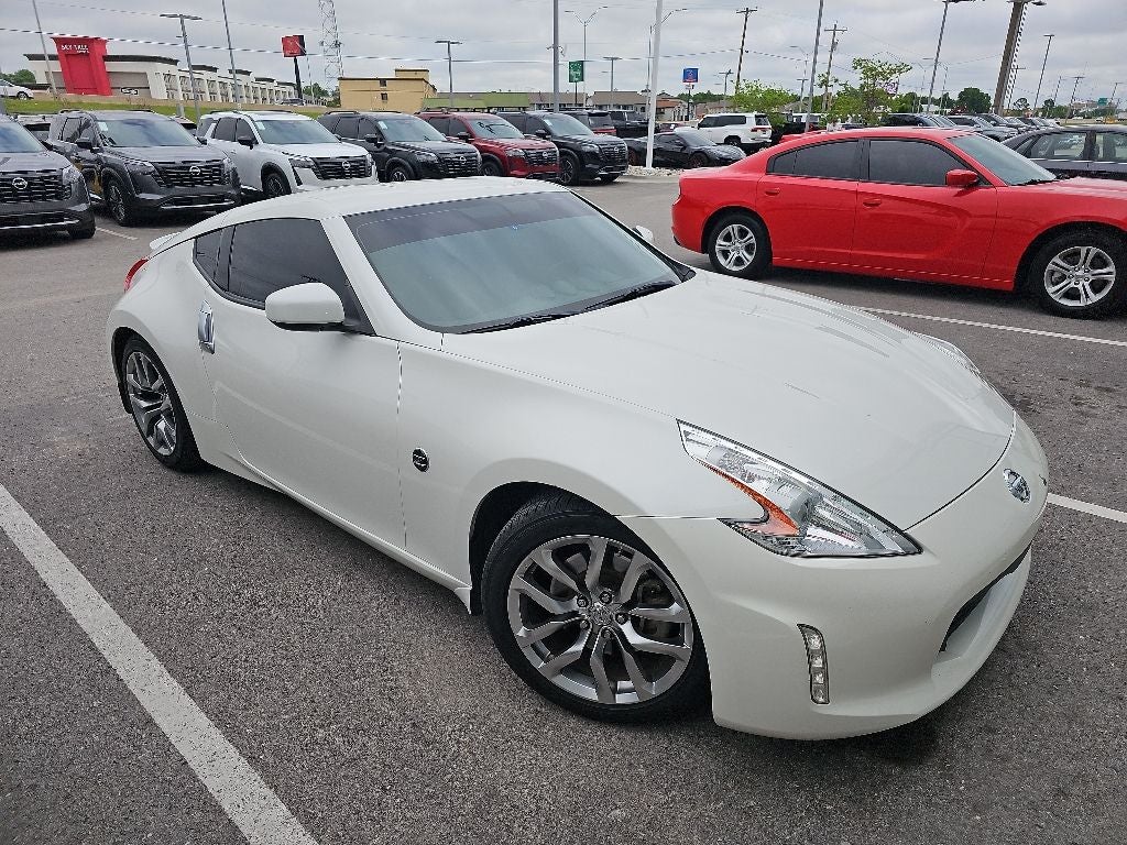 2014 Nissan 370Z Base