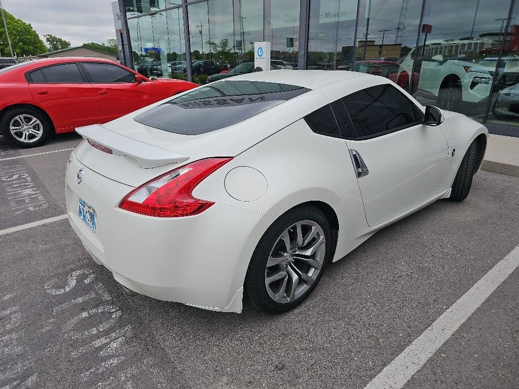 2014 Nissan 370Z Base