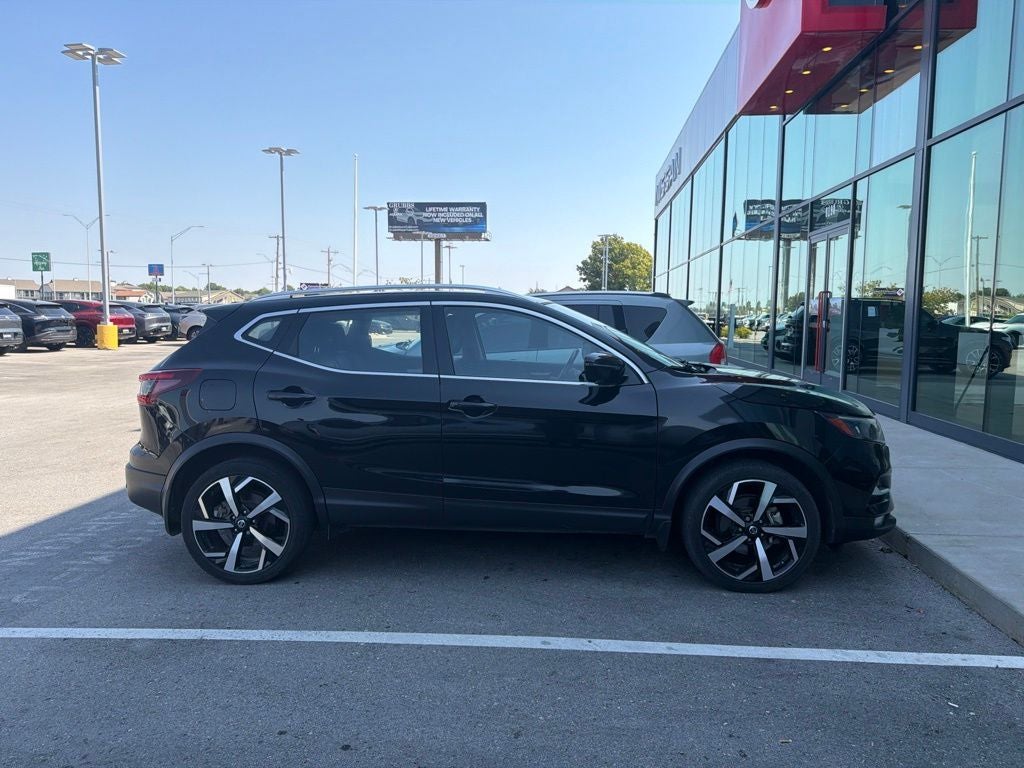 2022 Nissan Rogue Sport SL