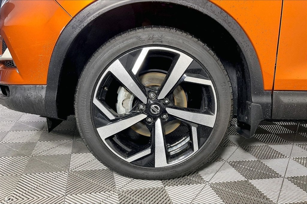 2021 Nissan Rogue Sport SL