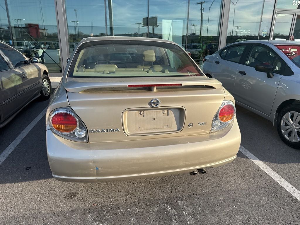 2002 Nissan Maxima SE