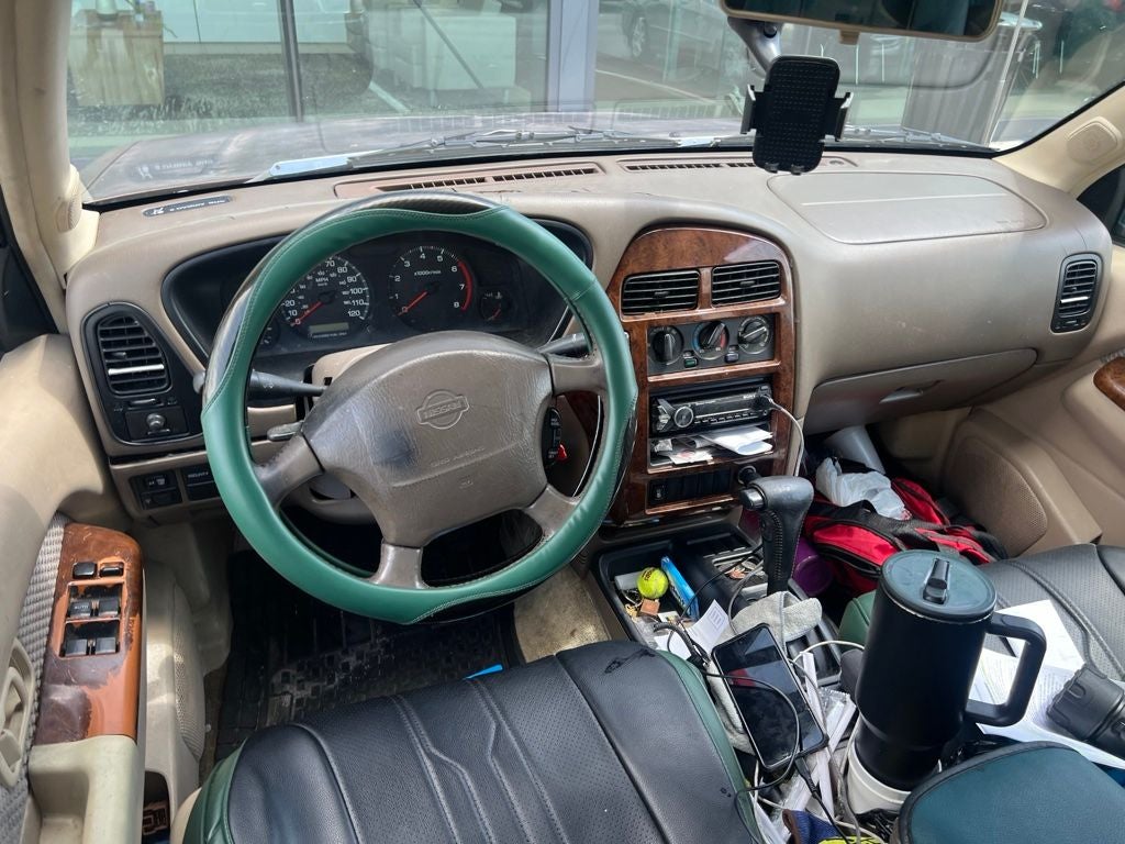 1999 Nissan Pathfinder XE