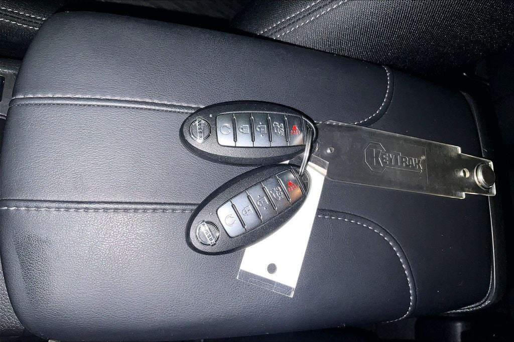 2020 Nissan Rogue SV