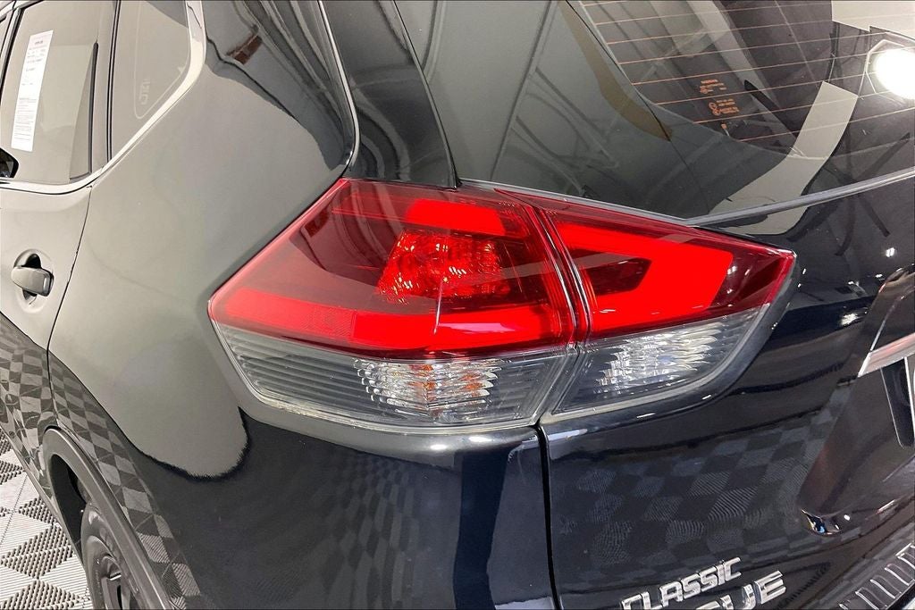 2020 Nissan Rogue S