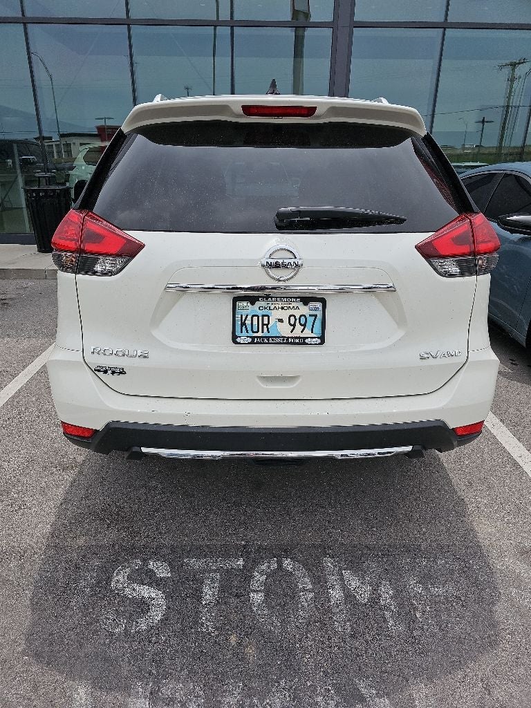 2017 Nissan Rogue SV