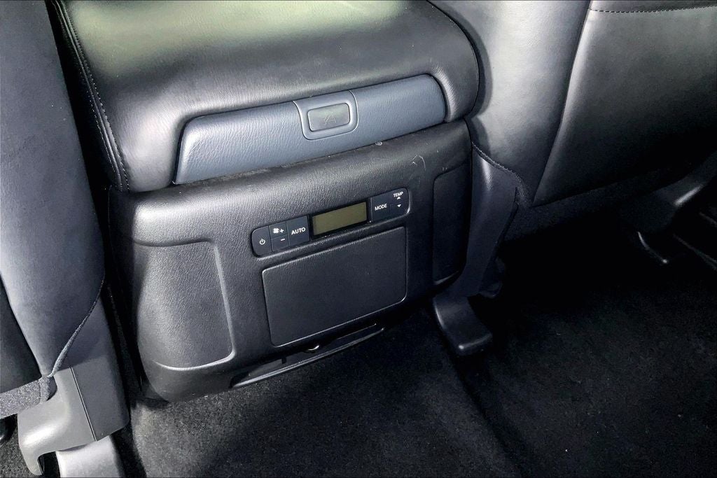 2024 Nissan Armada SV