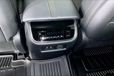 2026 Nissan Armada SV