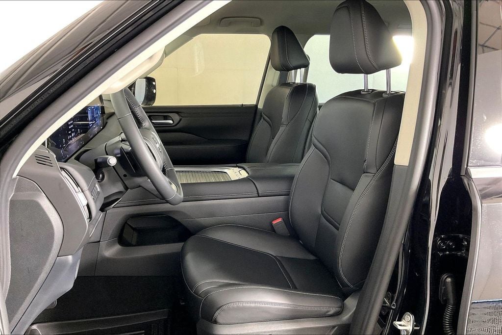 2026 Nissan Armada SV