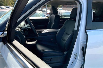 2026 Nissan Armada SV