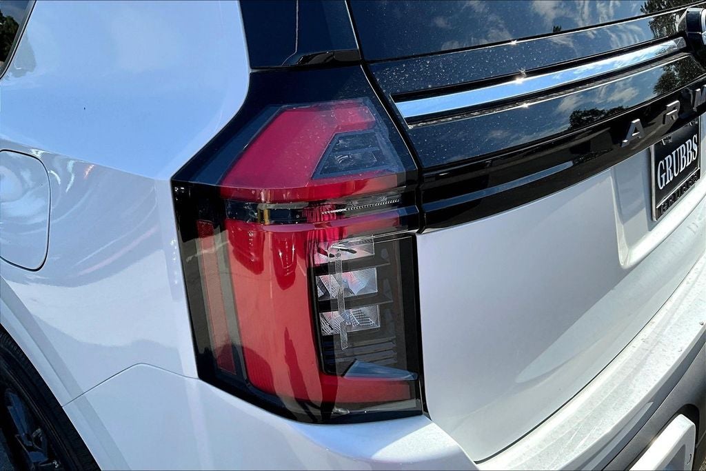 2026 Nissan Armada SV