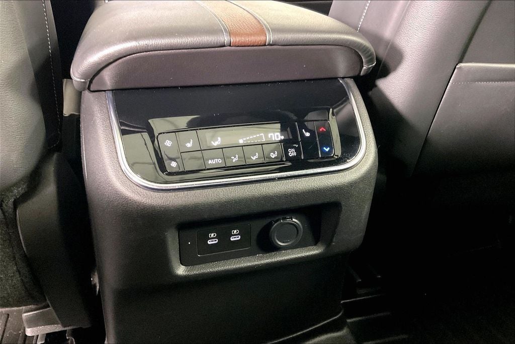 2025 Nissan Armada Platinum Reserve