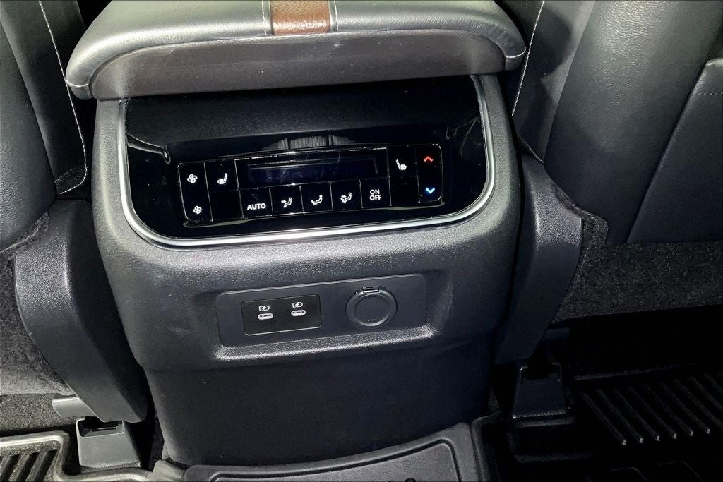 2025 Nissan Armada Platinum Intelligent 4WD