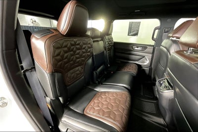 2025 Nissan Armada Platinum Intelligent 4WD