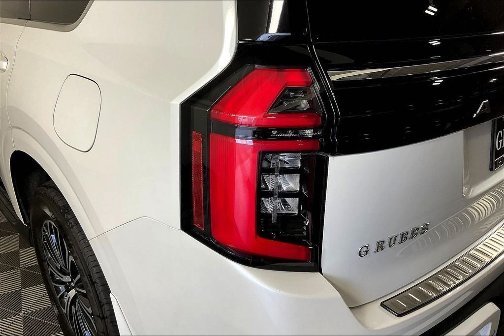 2025 Nissan Armada Platinum Intelligent 4WD