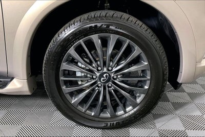2024 INFINITI QX80 Sensory