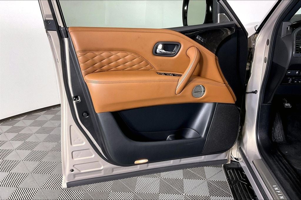 2024 INFINITI QX80 Sensory