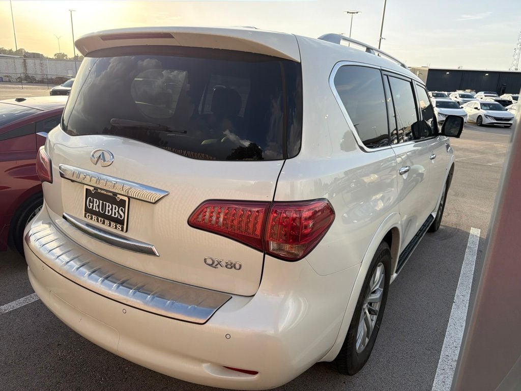 2017 INFINITI QX80 Base