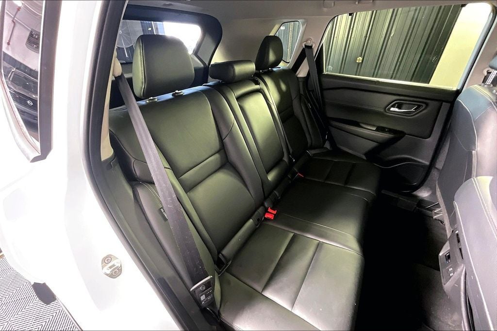 2024 Nissan Rogue SL