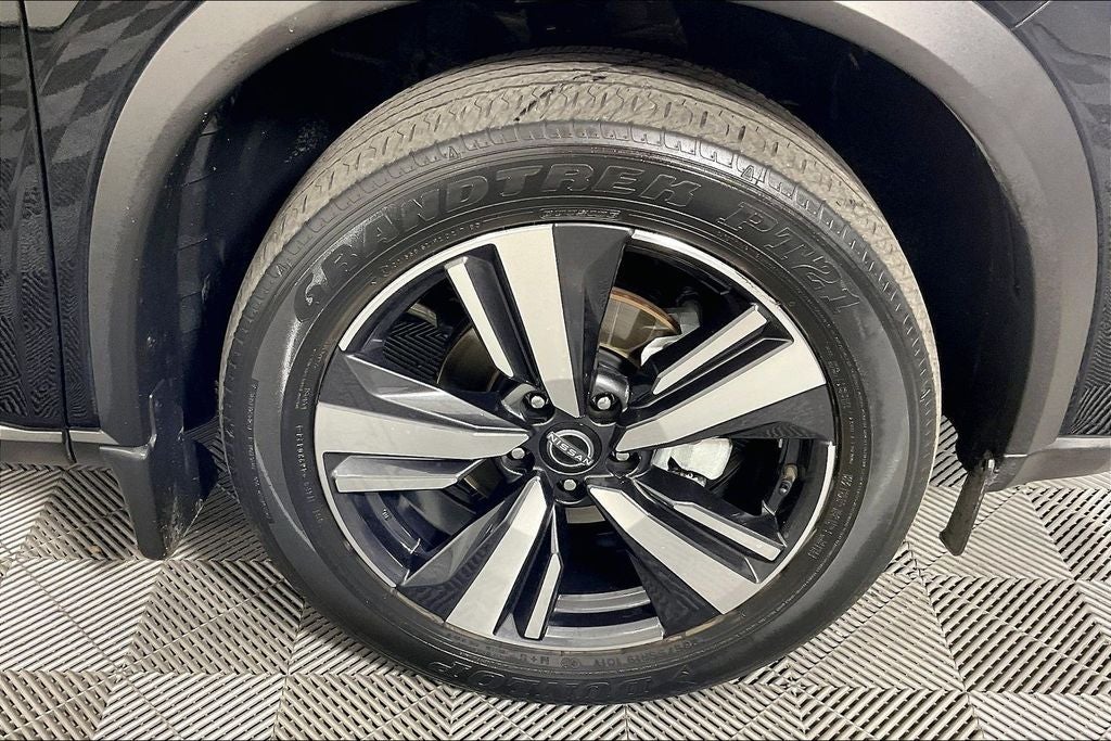 2024 Nissan Rogue SL