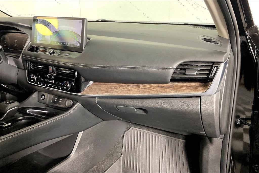 2025 Nissan Rogue Platinum
