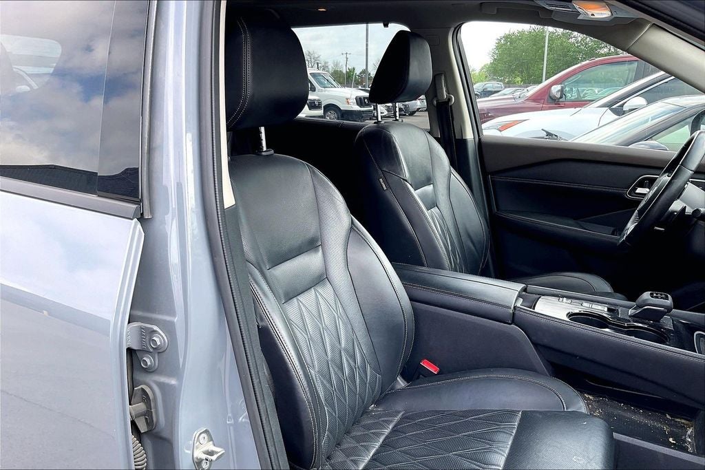 2022 Nissan Rogue Platinum