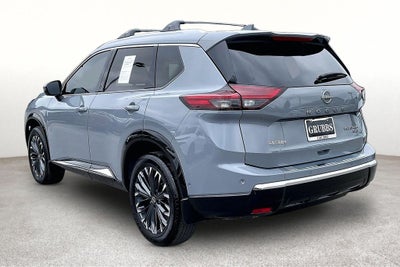 2025 Nissan Rogue Platinum