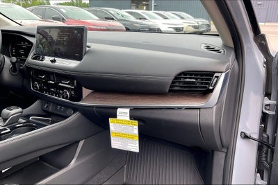 2025 Nissan Rogue Platinum